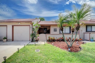 7 Farnworth Dr, Boynton Beach, FL 33426
