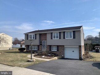 322 Egle Rd, Reading, PA 19601