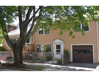 149 President St, Lynn, MA 01902