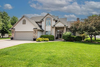 41 Hickory Dr, Cedar Grove, WI 53013