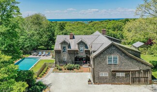 11 Howell Ln, Chilmark, MA 02535