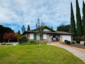 4262 Diane St, Redding, CA 96002