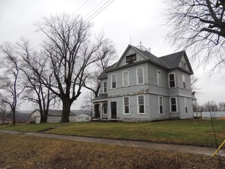 202 Vine St, Lucas, IA 50151