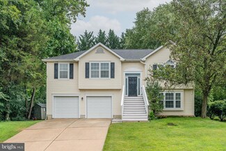 154 Park Towne Dr, Elkton, MD 21921