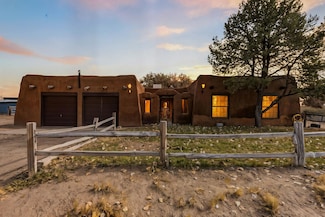 2621 Pajarito Meadows Rd SW, Albuquerque, NM 87105
