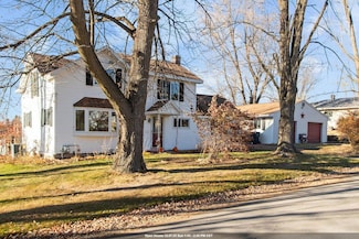 211 N Briggs St, Hortonville, WI 54944