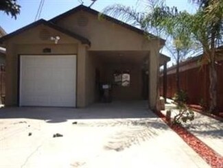 2032 E 117th St, Los Angeles, CA 90059