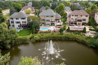 9430 Riley Lake Rd, Eden Prairie, MN 55347