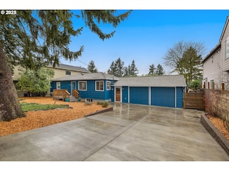 11545 SE Taylor St, Portland, OR 97216