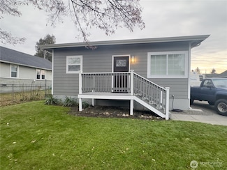 3595 E K St, Tacoma, WA 98404