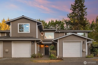 15900 NE 40th St Unit 32B, Redmond, WA 98052