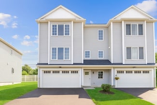 69 Pouts Ln, Uxbridge, MA 01569