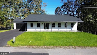 33 Hill Terrace Dr, Pottsville, PA 17901
