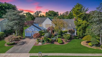 2 Teal Ct, Marlboro, NJ 07746