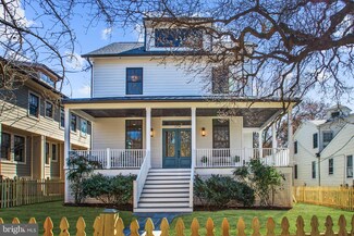 3734 Chesapeake St NW, Washington, DC 20016