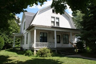 207 N Hubbard St, Horicon, WI 53032