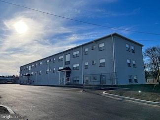 910 Gateway Blvd Unit B9, Westville, NJ 08093