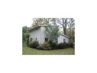 4799 Linden Rd, East Bethany, NY 14054