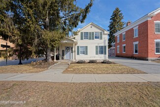 91 E Main St, Cambridge, NY 12816