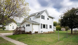 207 N Union St, Madrid, IA 50156