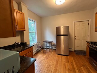42 Waugh St Unit 2, Lowell, MA 01854