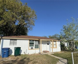2534 Tarlton St, Corpus Christi, TX 78416