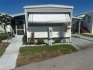 4752 66th Ln N, St. Petersburg, FL 33709