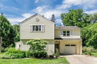 1774 Sheridan Dr, Ann Arbor, MI 48104