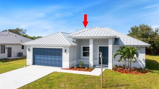 4709 Seagrape Dr, Fort Pierce, FL 34982