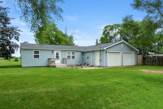 23034 River Run Rd, Mendon, MI 49072