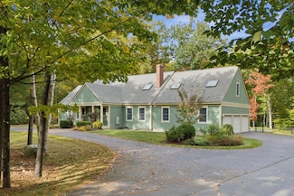 15 Passage Dr, Gray, ME 04039