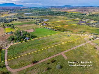 12 Sparkling Moolah Rd, Peña Blanca, NM 87041