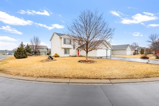 2909 Molina St, Shakopee, MN 55379