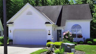 712 Jonquil Ln Unit 66, Madison, OH 44057