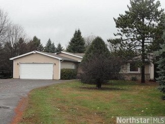 9610 9610 Dellwood Rd N, Grant, MN 55115