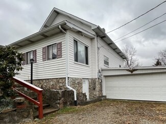 104 Fiddlers Green Rd, Lemont Furnace, PA 15456