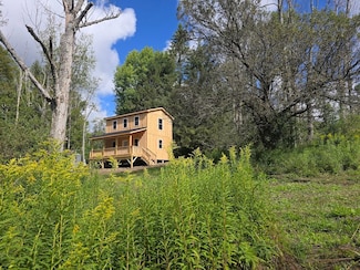 5262 Midlum Rd, Truxton, NY 13158