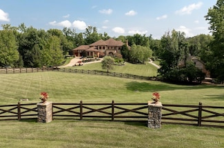 5900 Park Rd, Cincinnati, OH 45243