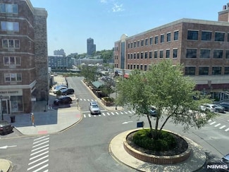 2207 City Place Unit C2207, Edgewater, NJ 07020