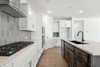 1611 NW 105th Terrace, Kansas City, MO 64155