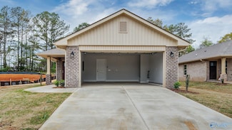 15462 Lapwing Cove, Athens, AL 35611