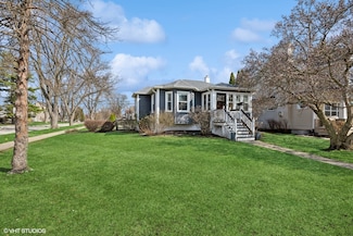 238 W Burlington Ave, De Soto, IL 60559