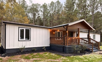 3236 Daystar Rd, Lancaster, SC 29720