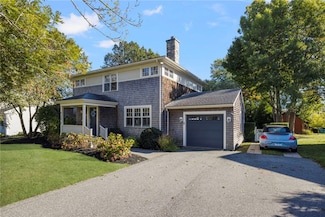 129 Ruggles Ave, Newport, RI 02840