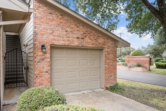 102 Pleasant Grove Ln, Waco, TX 76712