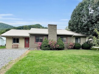 1208 Allens Creek Rd, Waynesville, NC 28786