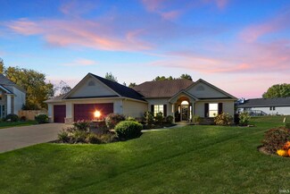 11103 Mock Orange Ln, Fort Wayne, IN 46818