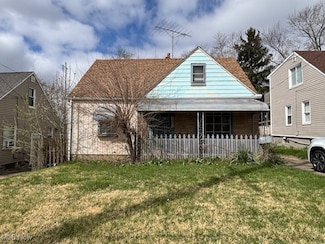 1690 Coventry St, Akron, OH 44301