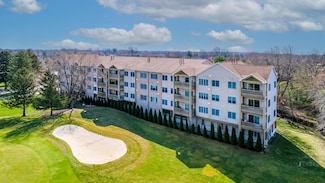 3801 Clubhouse Dr Unit 105, Champaign, IL 61822