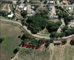 21 Calle La Vega, Peña Blanca, NM 87041